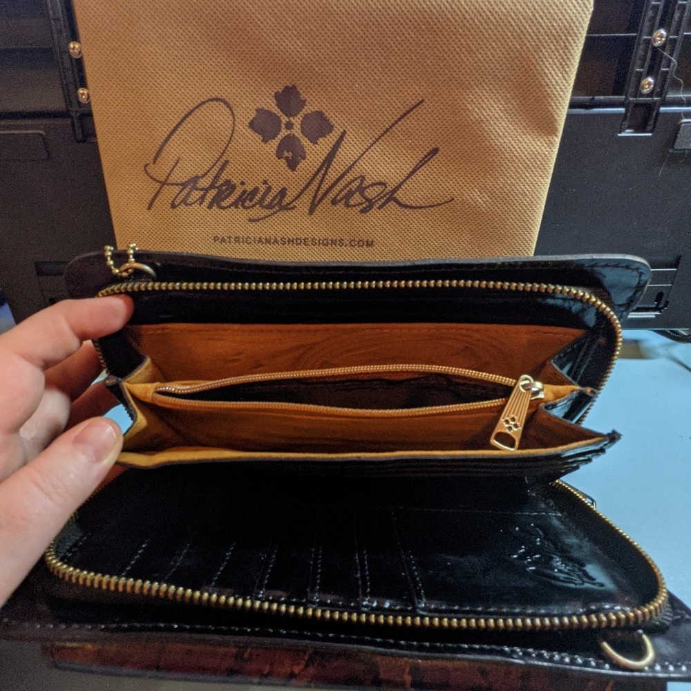 NWT Patricia Nash Leather Animal Print Bag & Matching Wallet w/10 yr Ann… - Picture 13 of 16